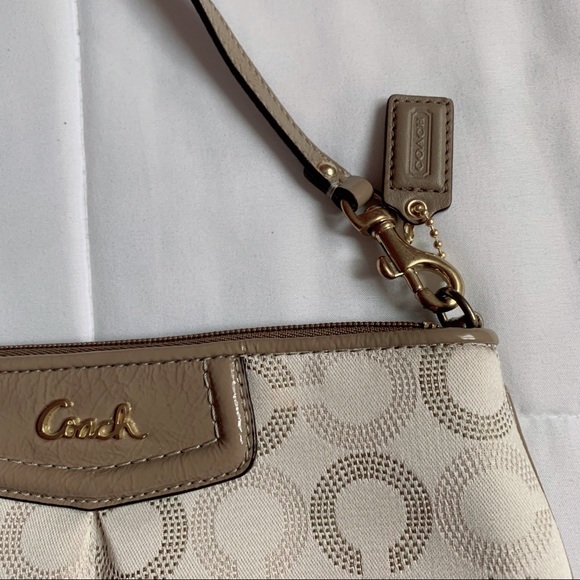coach mini bag - Picture 3 of 10